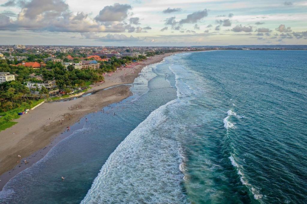 Bali Manik Beach Inn Кута Екстериор снимка