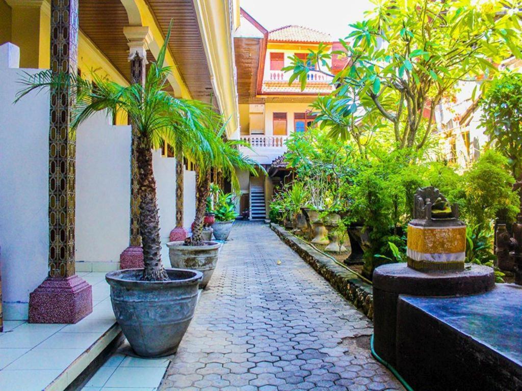 Bali Manik Beach Inn Кута Екстериор снимка