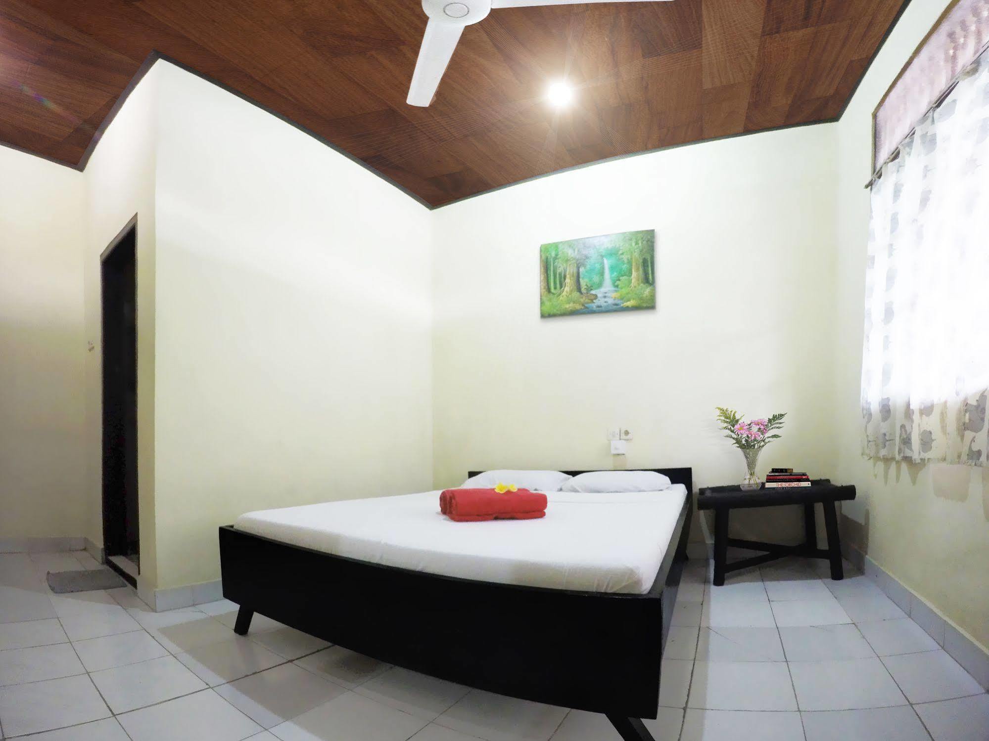 Bali Manik Beach Inn Кута Екстериор снимка