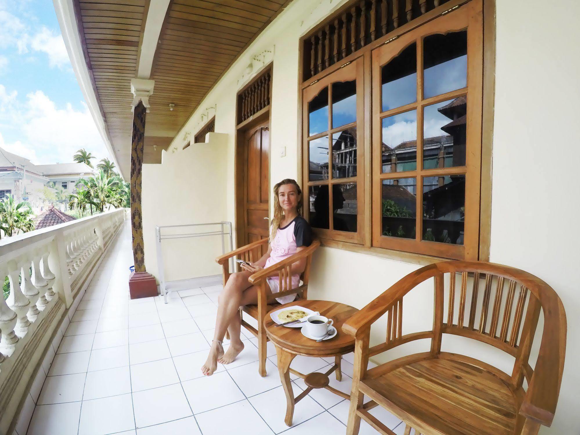 Bali Manik Beach Inn Кута Екстериор снимка